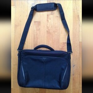 TARGUS Black Canvas Laptop Case Zippered Briefcase Messenger Bag 17 X 12